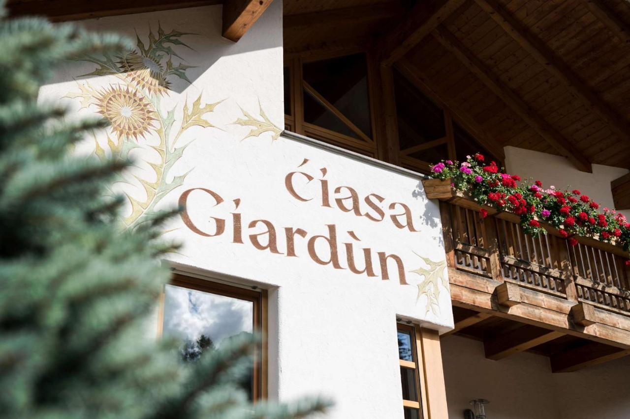 Residence Ciasa Giardun ลาวิลลา ภายนอก รูปภาพ